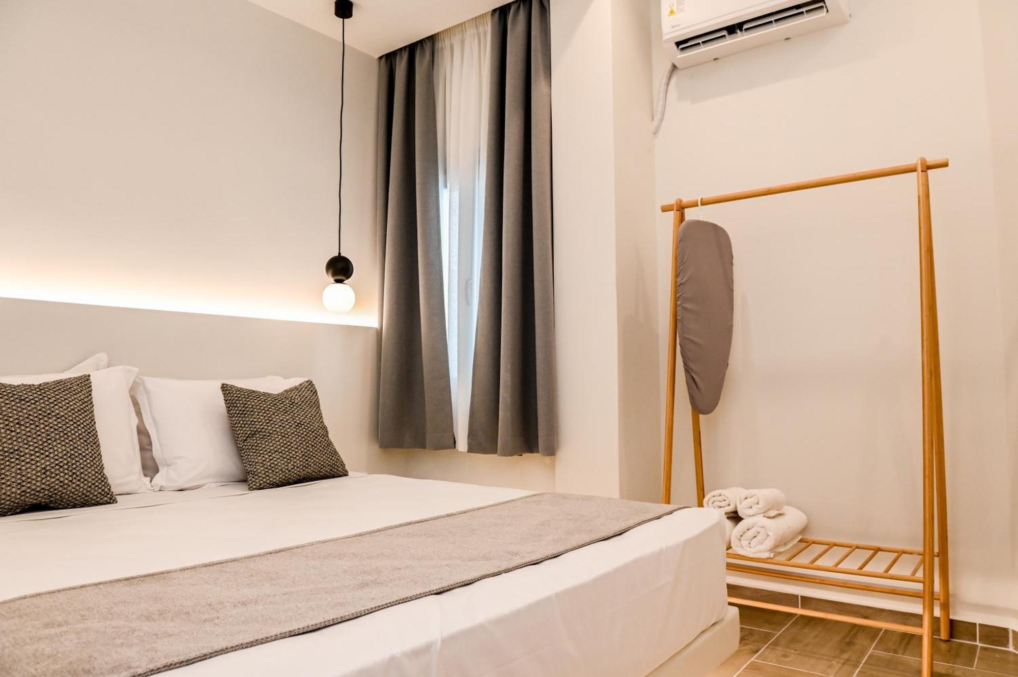 City Center Suites Fira  Exterior photo