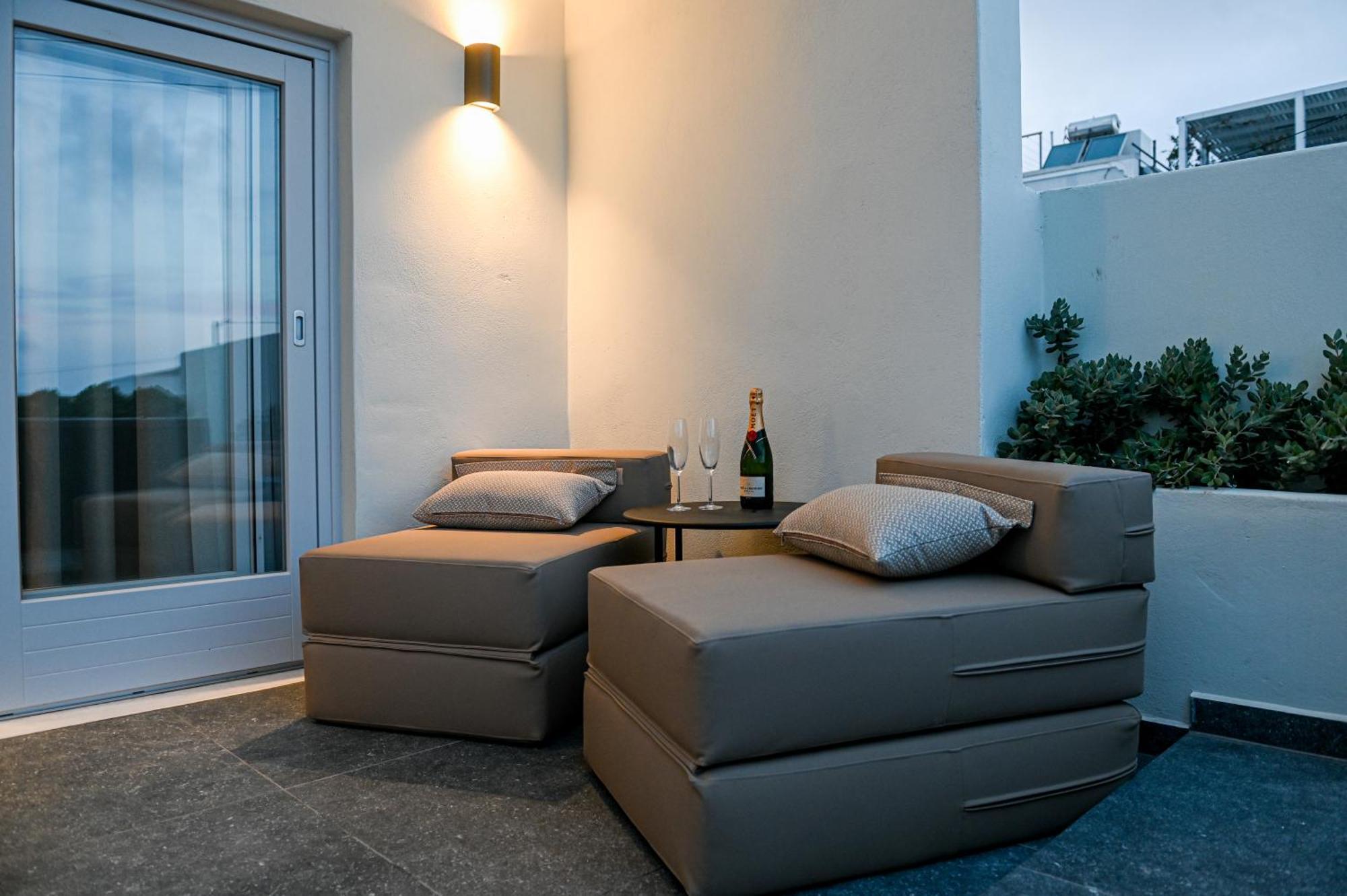 City Center Suites Fira  Exterior photo