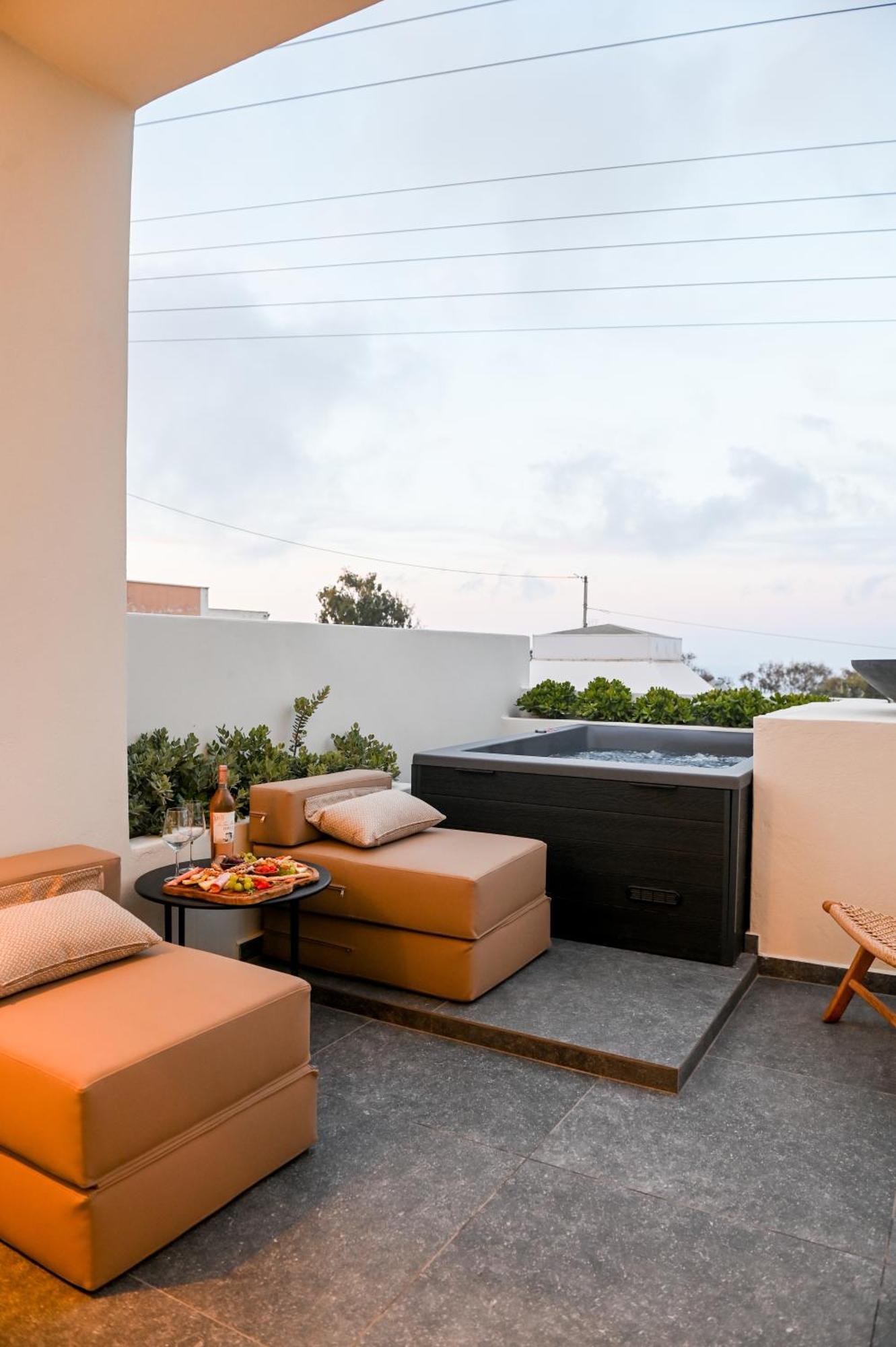 City Center Suites Fira  Exterior photo